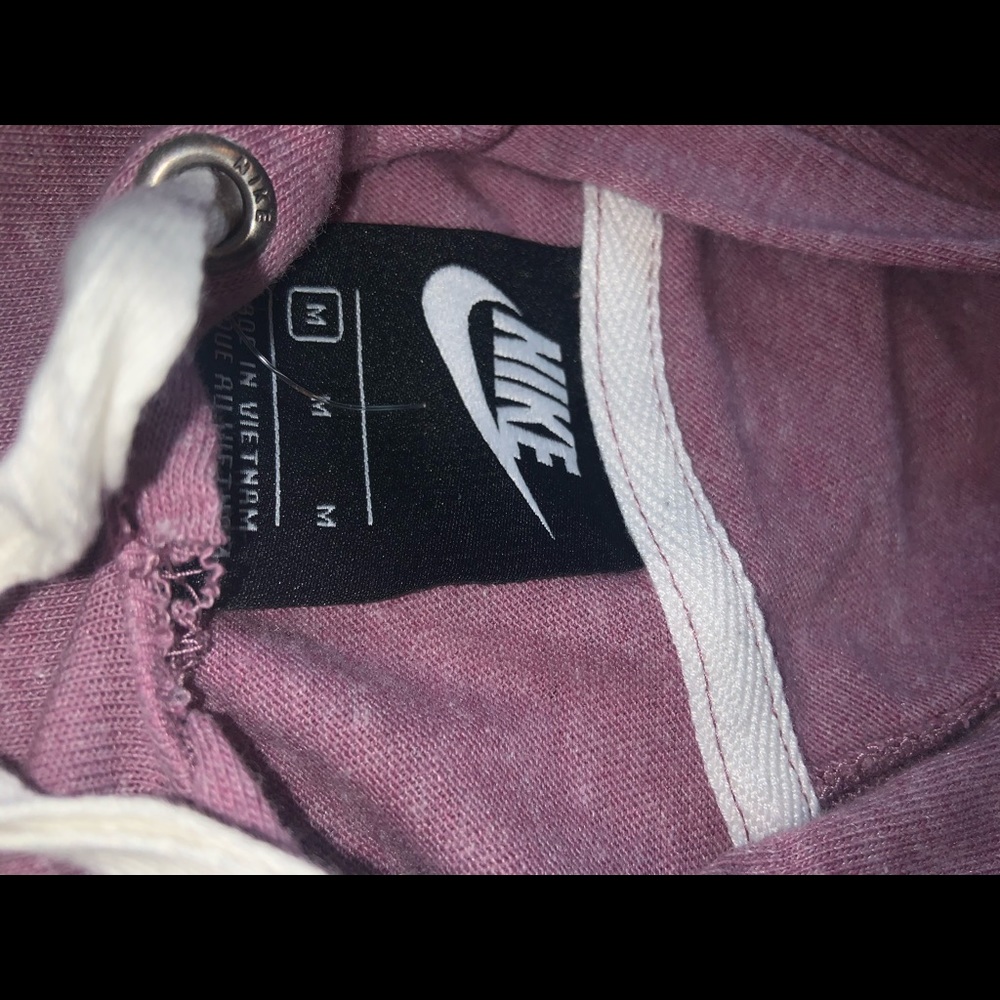 Nike sportswear lightweight sweater